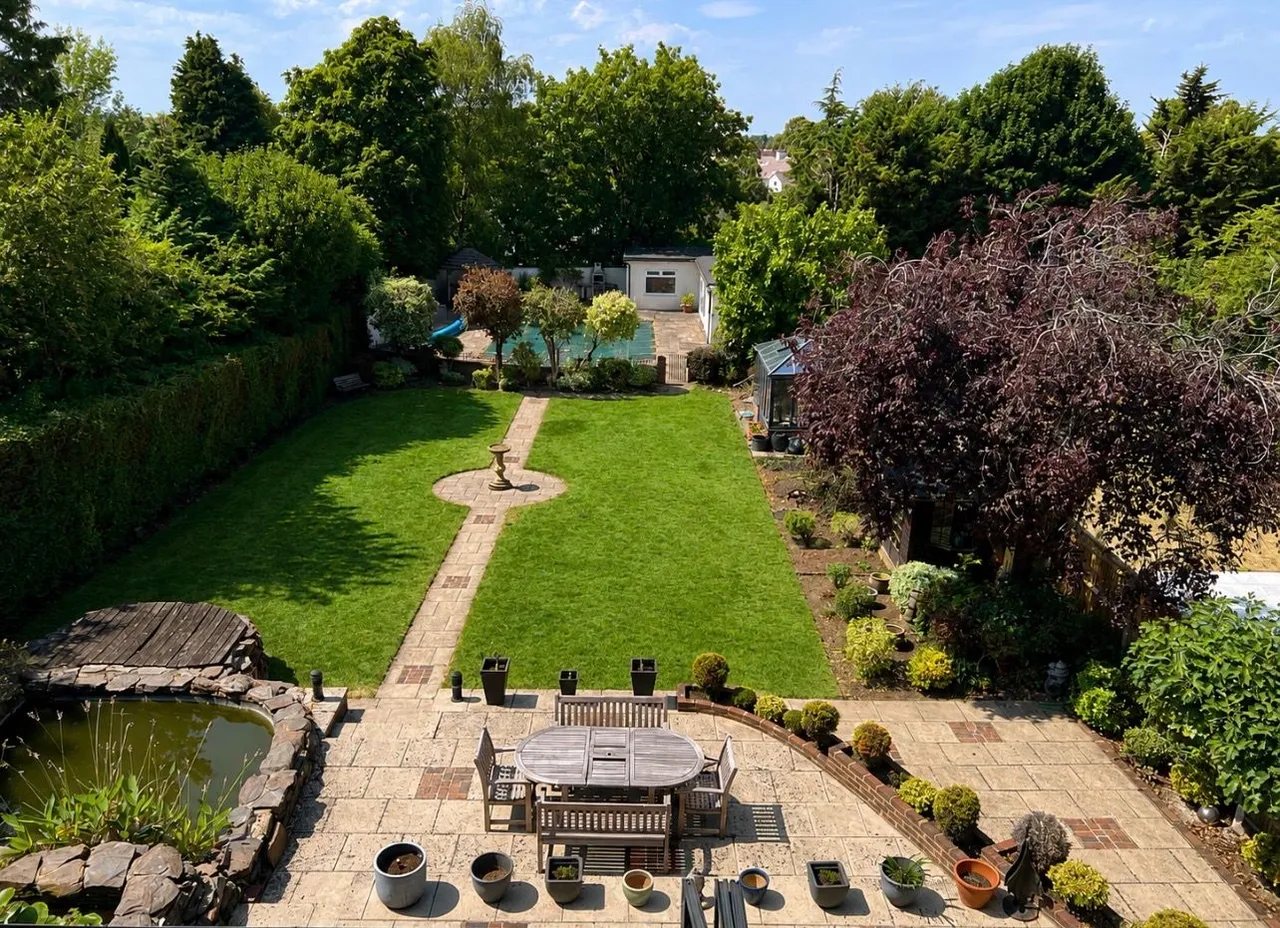 Shirley Aveune, South Cheam, SM2, photo 22
