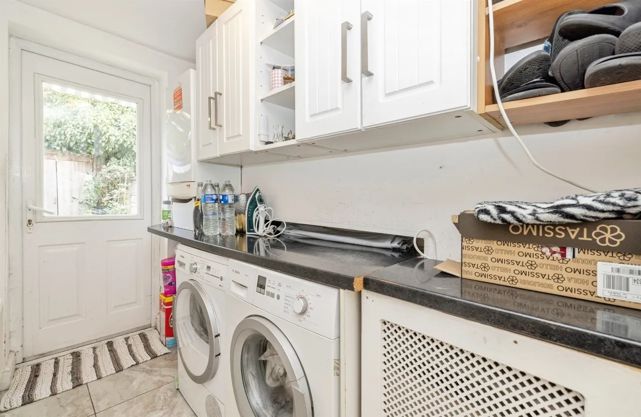 St. Marys Road, Watford, WD18, photo 5