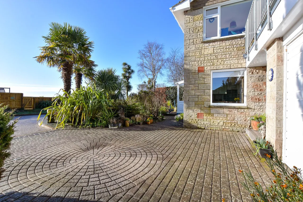 Ventnor, PO38, photo 13