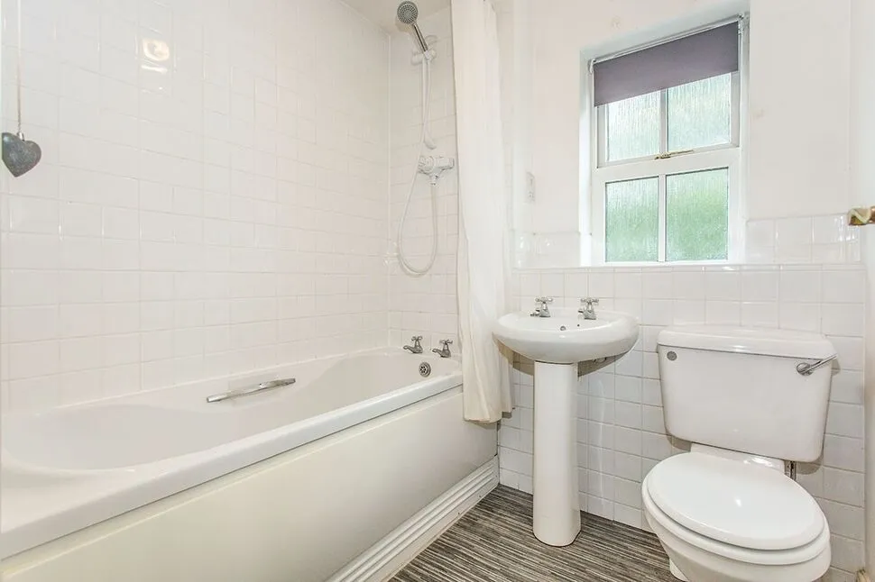 Lytham Court, Euxton, Lancashire, PR7, photo 6