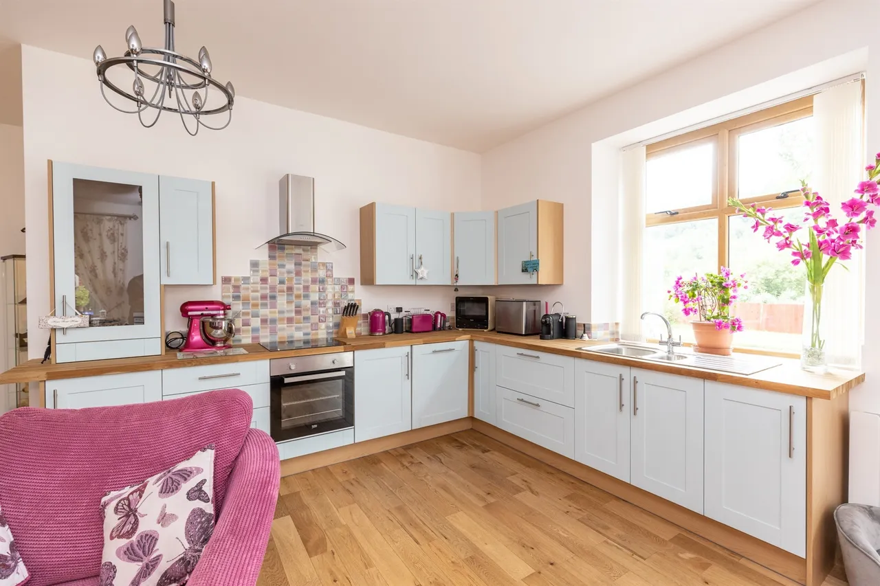 Taff Merthyr House Treharris, CF46, photo 18