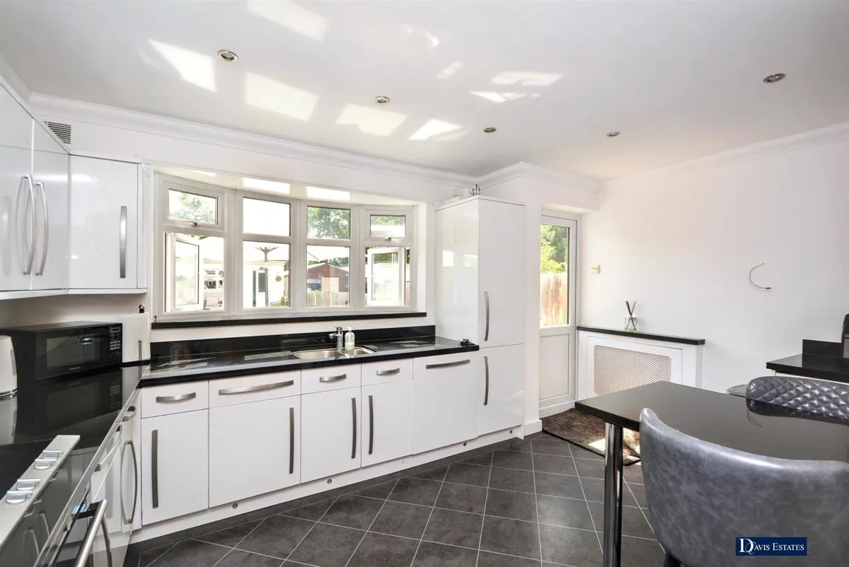Birch Crescent, Ardleigh Green, Hornchurch, RM11, photo 7