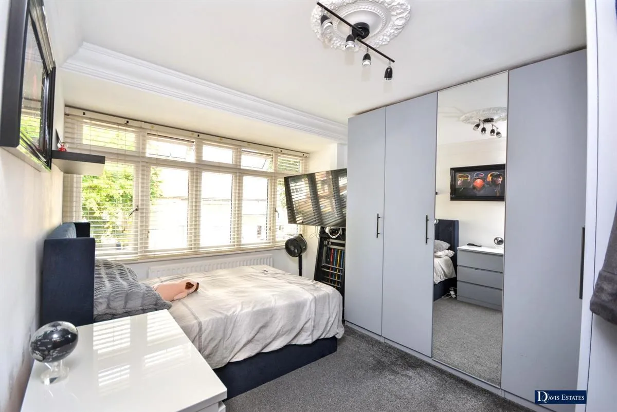 Birch Crescent, Ardleigh Green, Hornchurch, RM11, photo 11