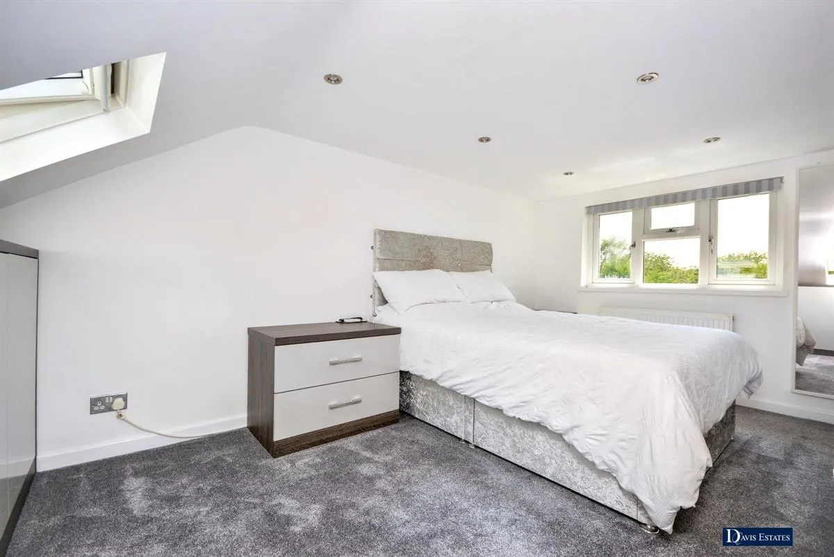 Birch Crescent, Ardleigh Green, Hornchurch, RM11, photo 9