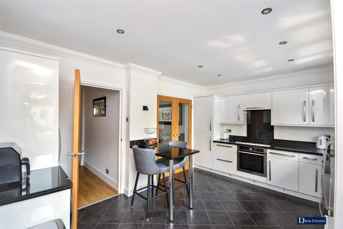 Birch Crescent, Ardleigh Green, Hornchurch, RM11, photo 8