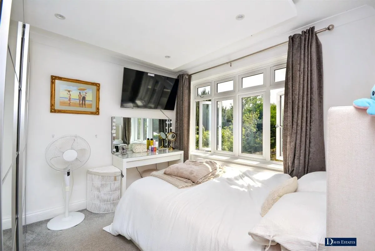 Birch Crescent, Ardleigh Green, Hornchurch, RM11, photo 12