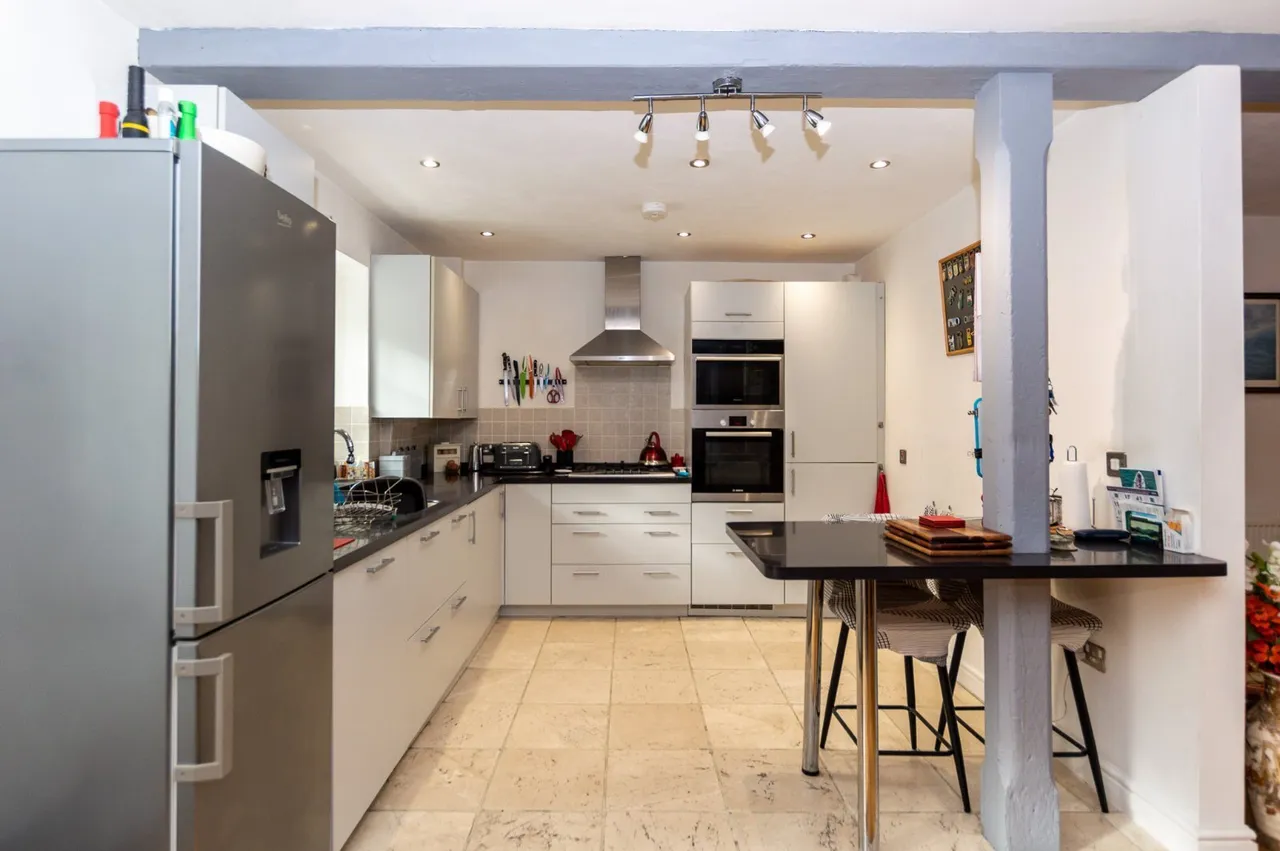 2 bed flat for sale, Menai Quays, Menai Bridge