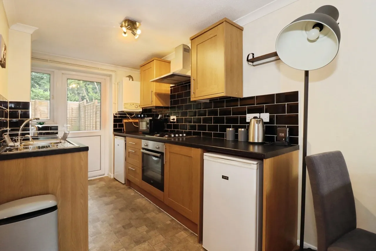 Oaktree Crescent, Bradley Stoke, Bristol, Gloucestershire, BS32, photo 3