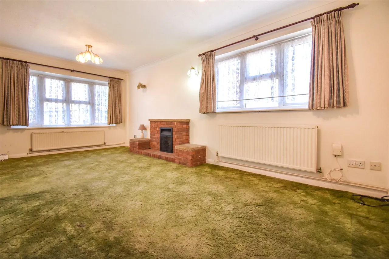 Luke Road East, Aldershot, Hampshire, GU11 3AX, photo 2