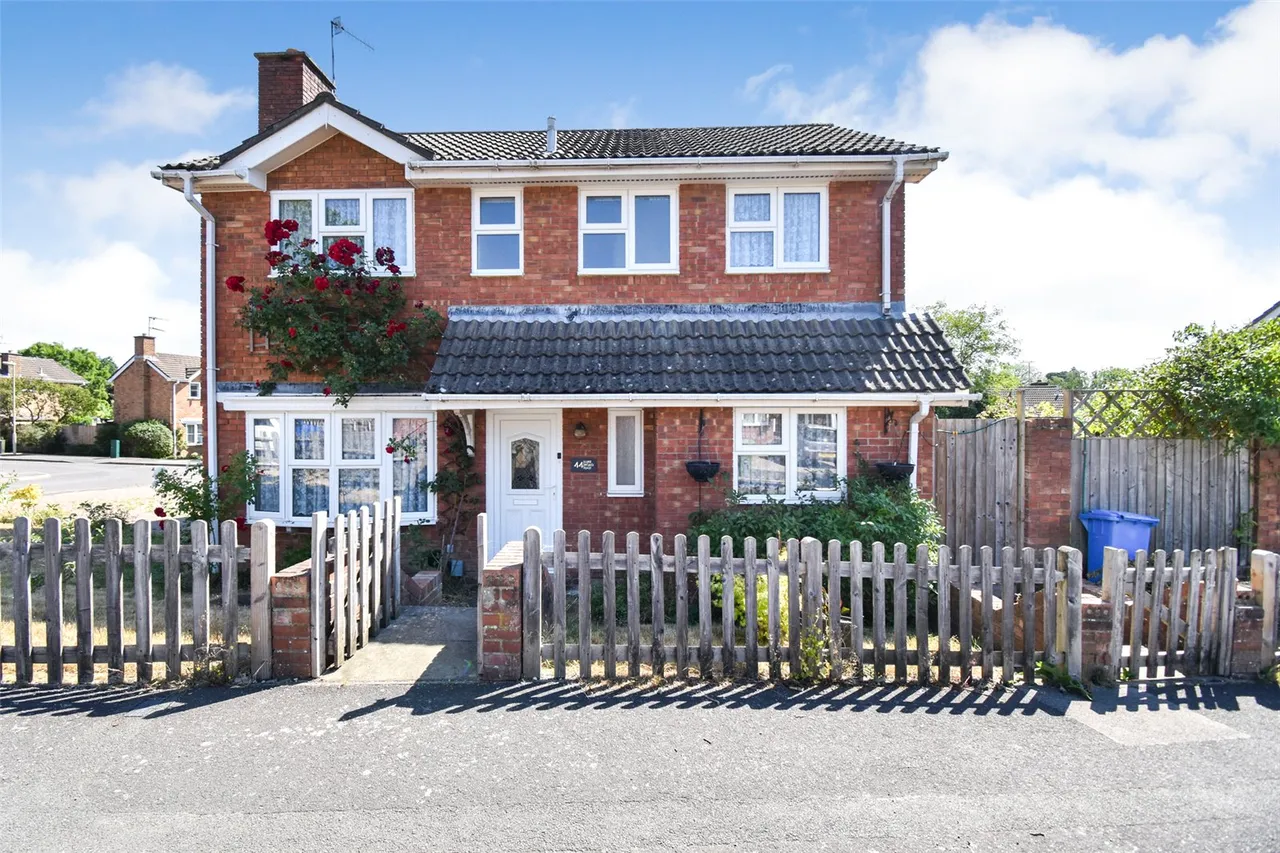 Luke Road East, Aldershot, Hampshire, GU11 3AX, photo 12