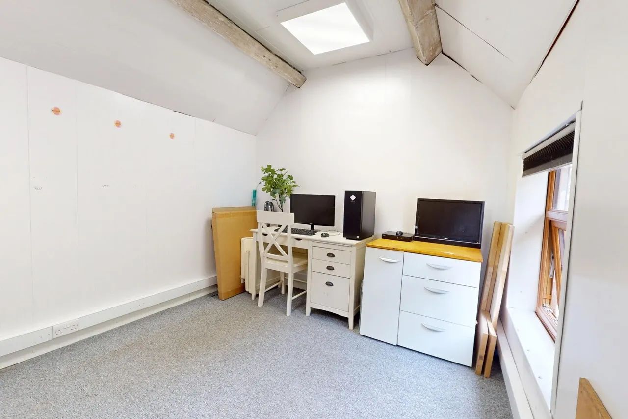 Lodge Road, Donnington Wood, Telford TF2 7QD, photo 20