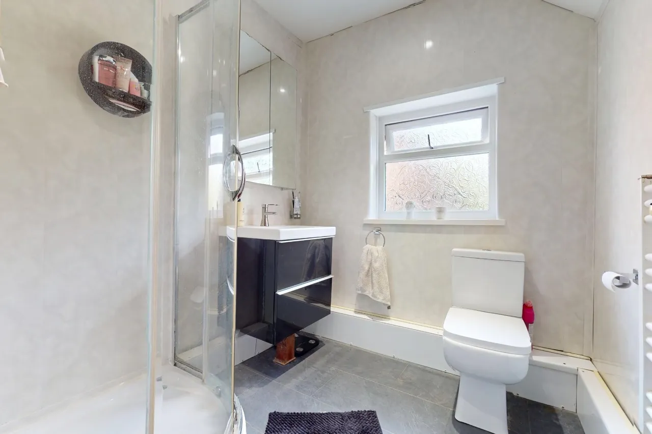 Lodge Road, Donnington Wood, Telford TF2 7QD, photo 17