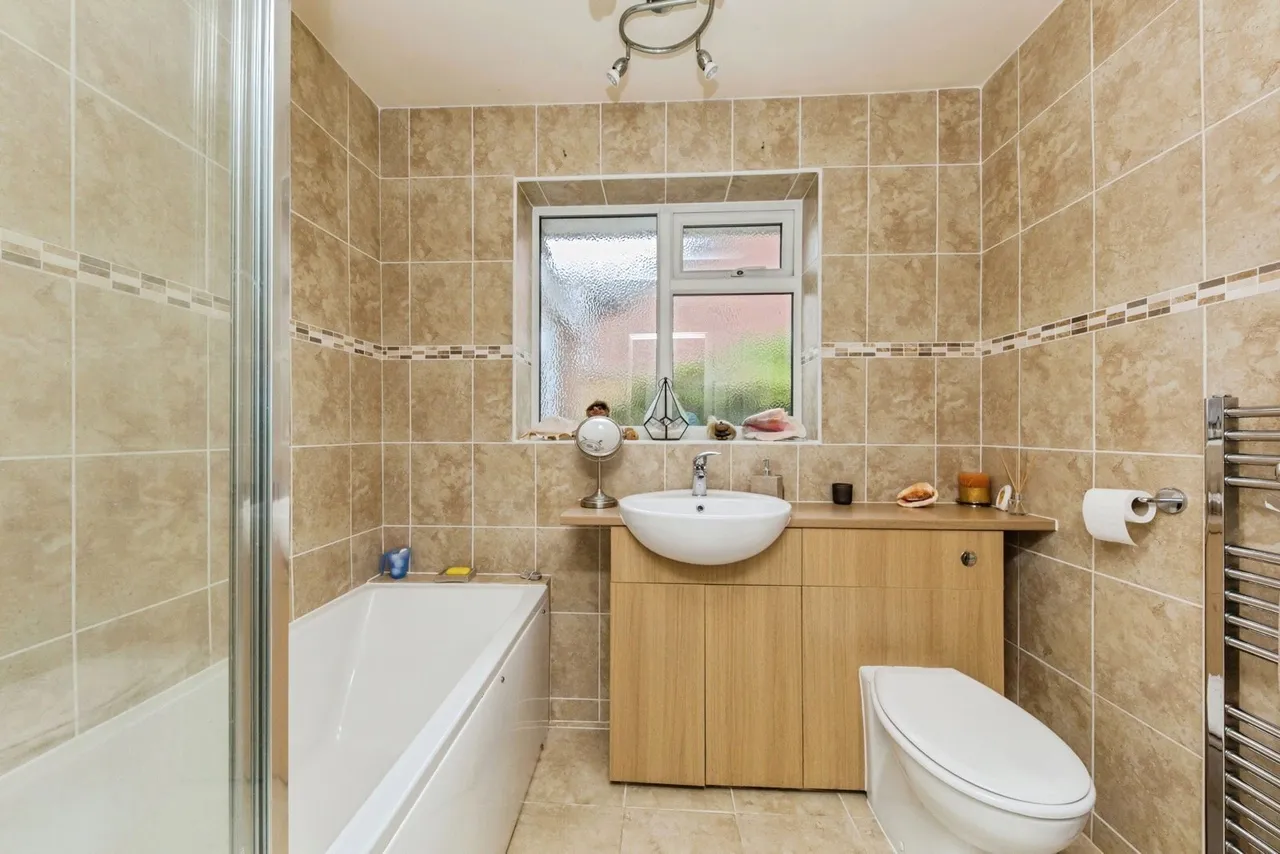 Pexhill Drive, Macclesfield, Cheshire, SK10, photo 7