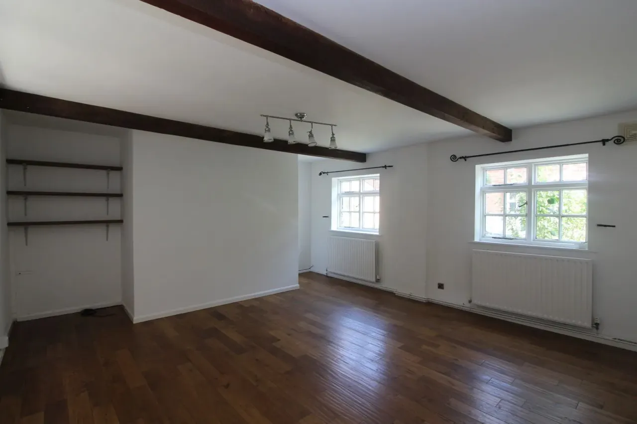 Hitchin Street, Baldock, SG7, photo 2