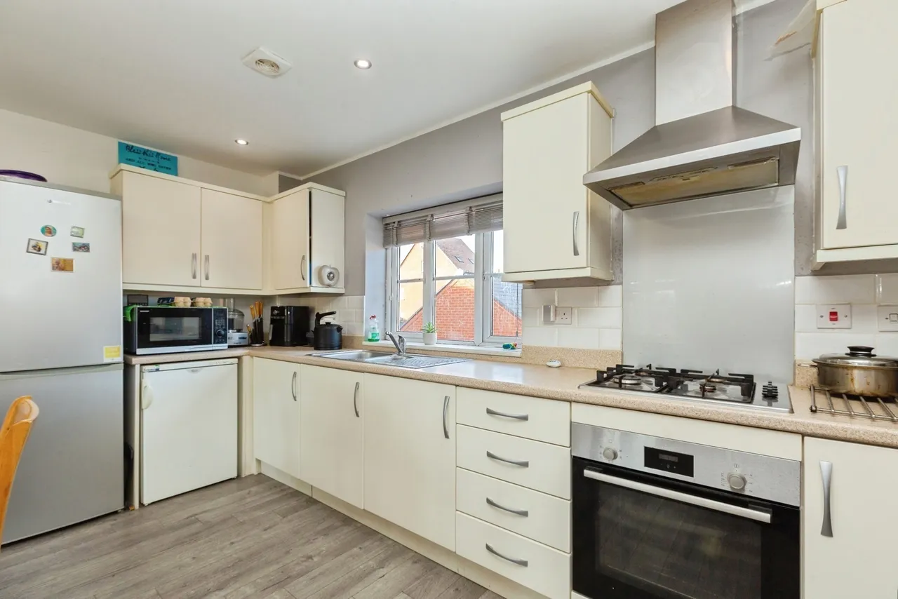 Prince Rupert Drive, Aylesbury, HP19, photo 8