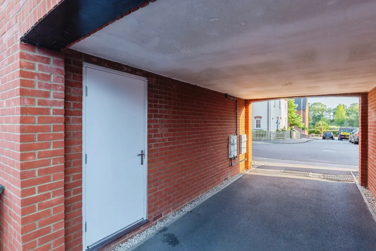 Prince Rupert Drive, Aylesbury, HP19, photo 12