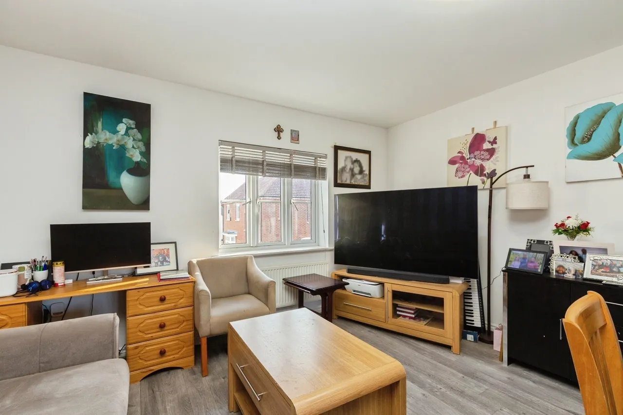 Prince Rupert Drive, Aylesbury, HP19, photo 9