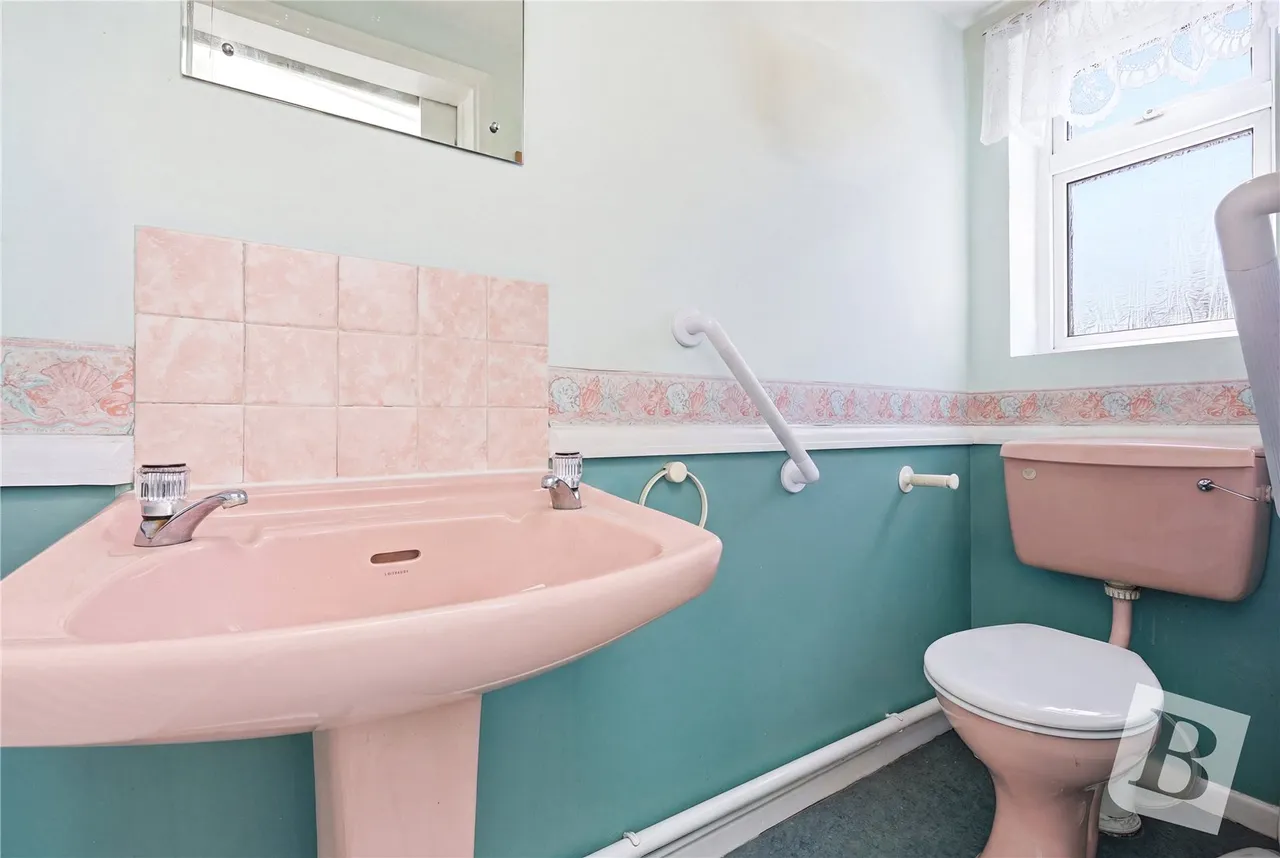 Chelmerton Avenue, Great Baddow, Essex, CM2, photo 7