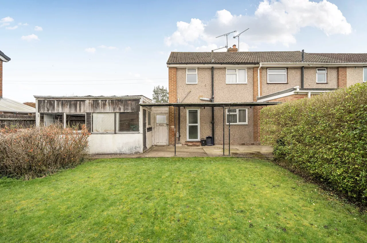 Highfield Path, Farnborough, Hampshire, GU14 0HN, photo 13
