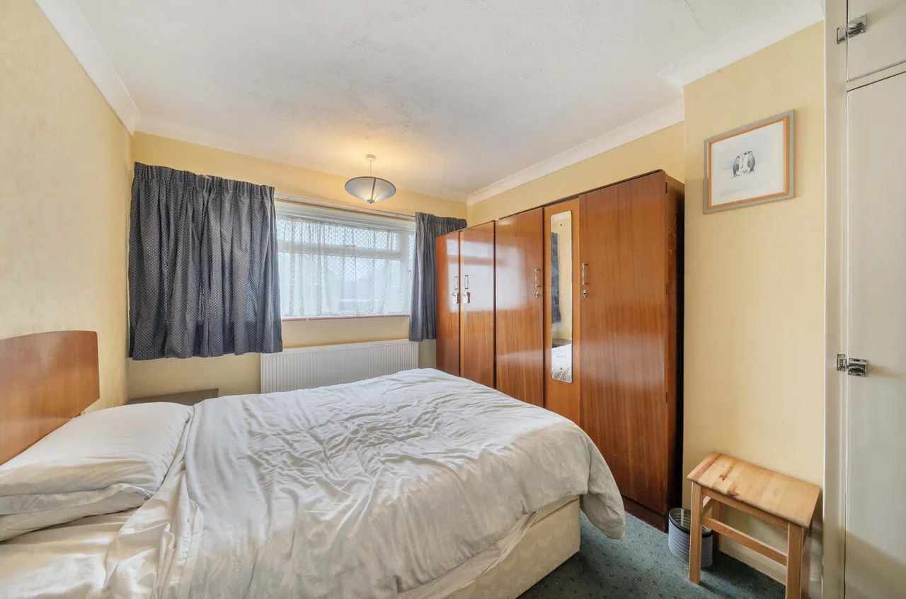 Highfield Path, Farnborough, Hampshire, GU14 0HN, photo 8