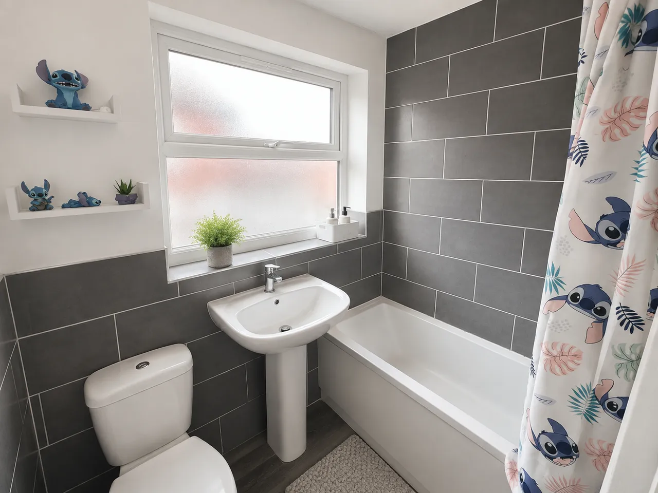 2 bed house to rent — King Street, Ossett