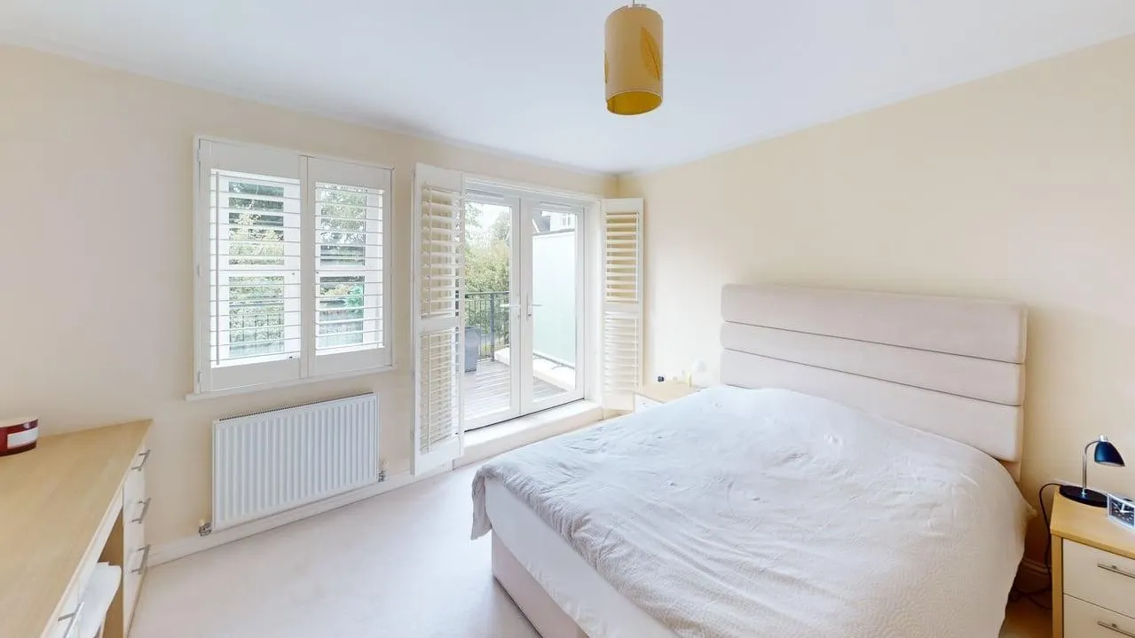 Springfield Park Gate, Horsham, West Sussex RH12 2FY, photo 8