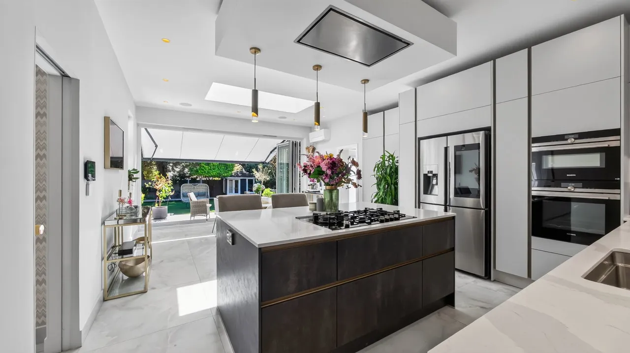 Audley Road, Ealing, London, photo 12