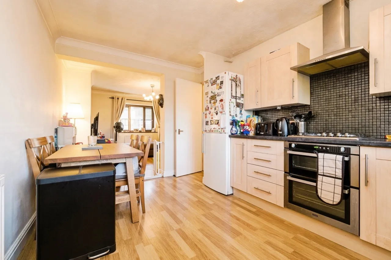 Teviot Avenue, South Ockendon, RM15, photo 6
