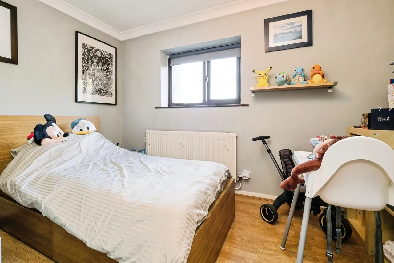 Teviot Avenue, South Ockendon, RM15, photo 11
