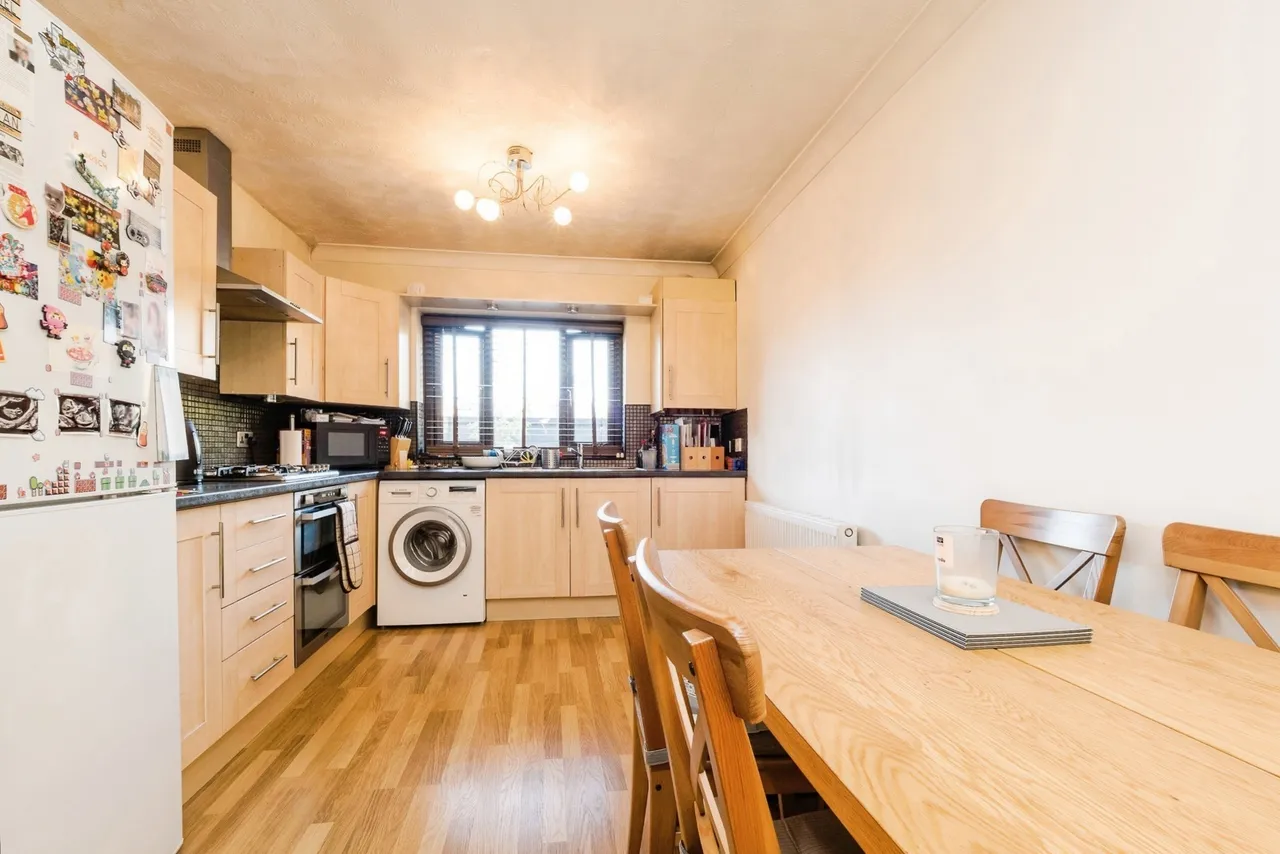 Teviot Avenue, South Ockendon, RM15, photo 5