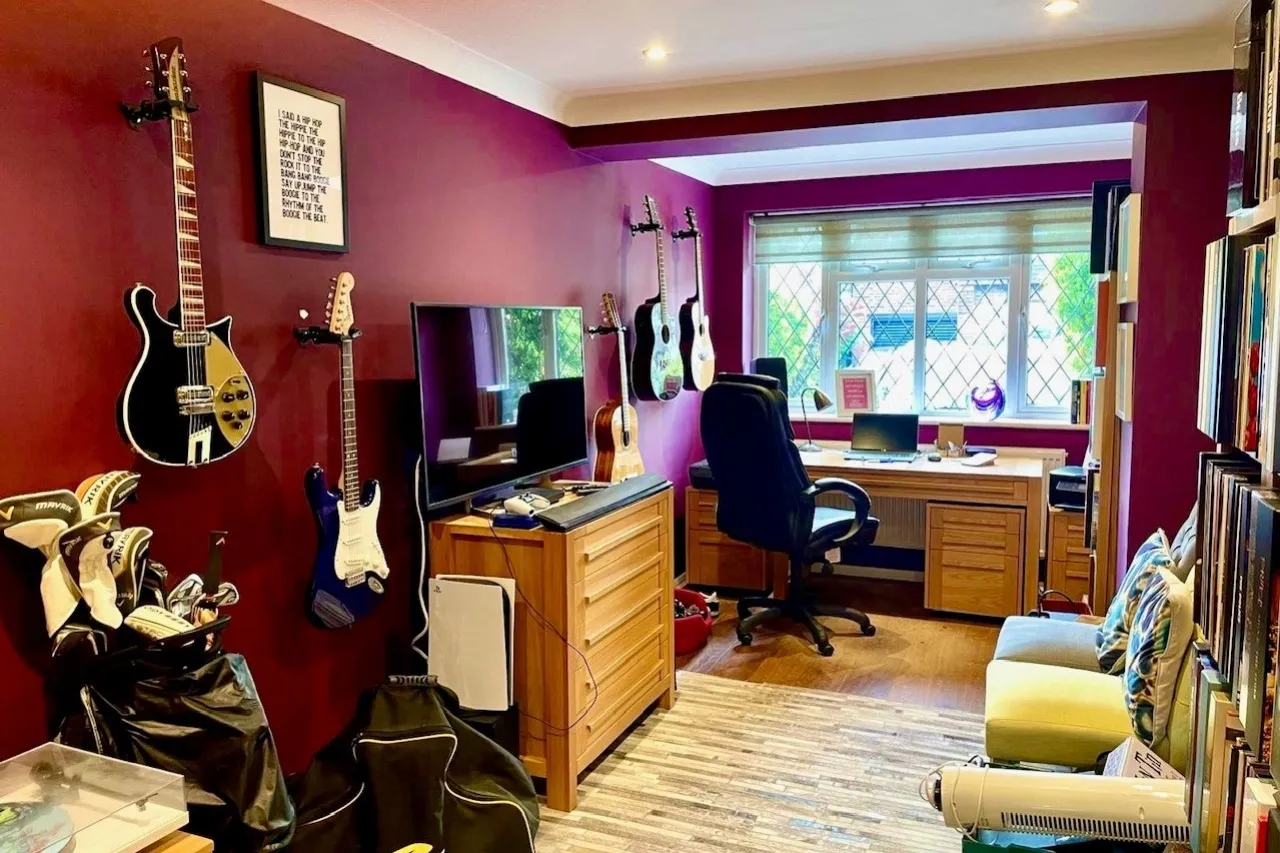 Vicarage Avenue, Surrey Egham, TW20, photo 12