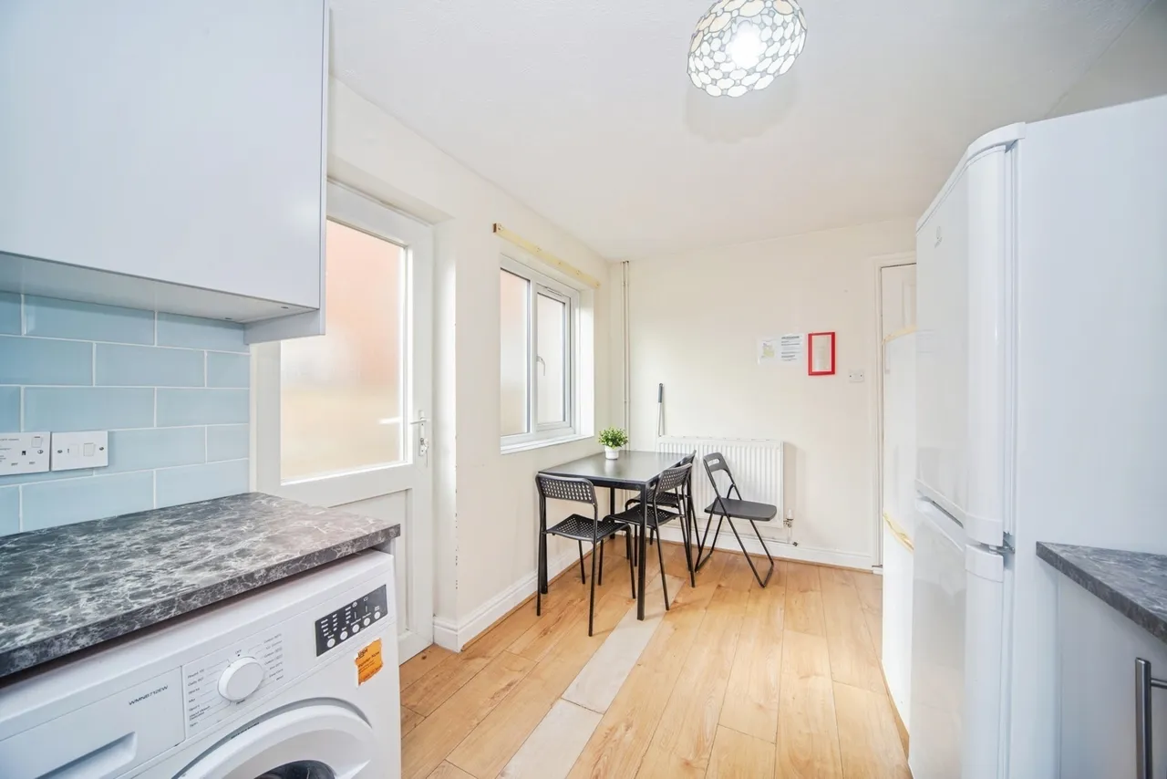Milton Road, Polygon, SO15, photo 6