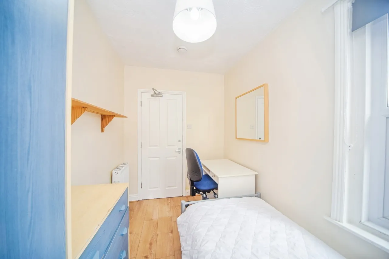 Milton Road, Polygon, SO15, photo 14