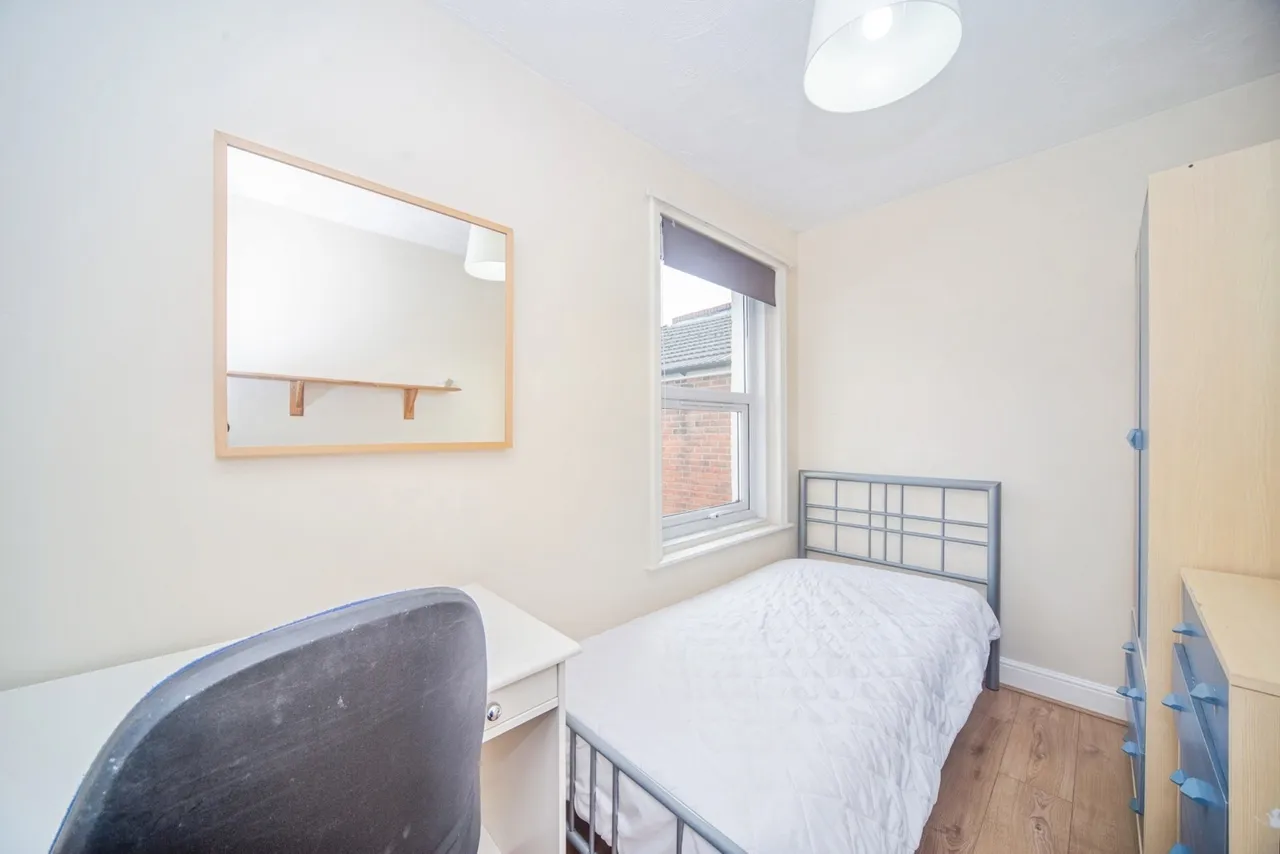 Milton Road, Polygon, SO15, photo 13