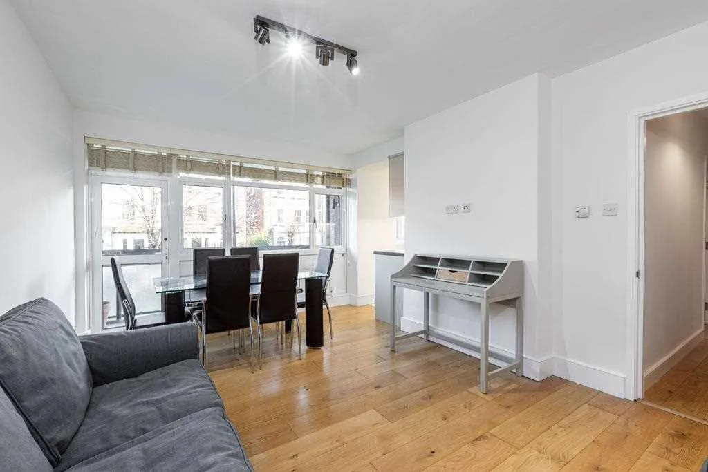 Lupton Street, London, photo 5