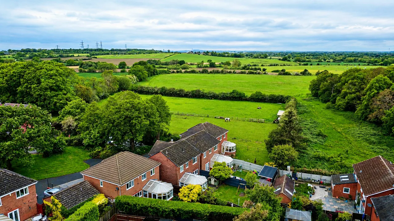 The Meadows, Cannock, WS11 1RB, photo 2