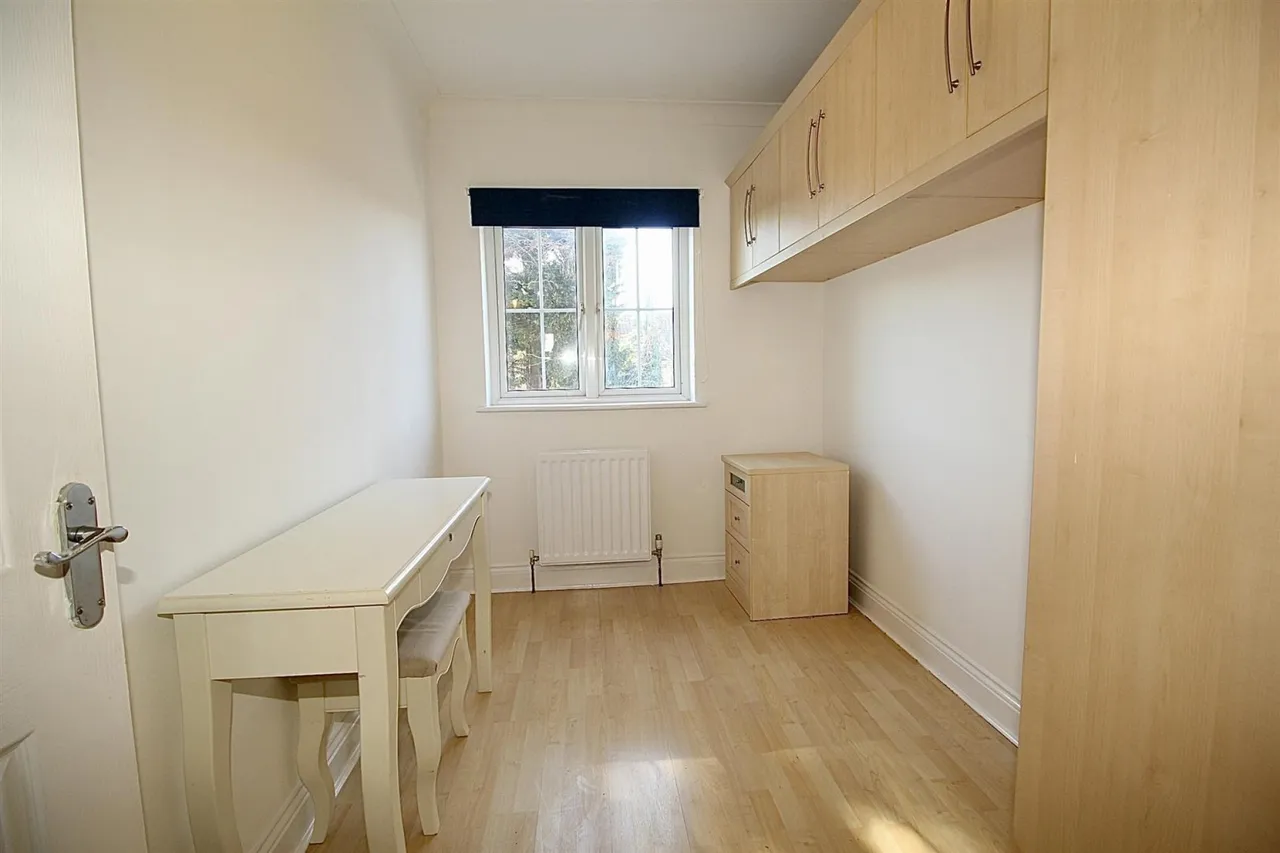 Southfield Road, Enfield, photo 19
