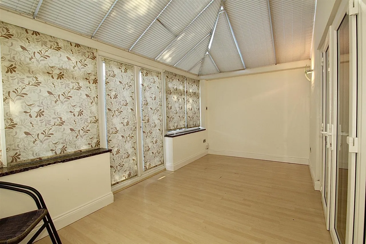 Southfield Road, Enfield, photo 9