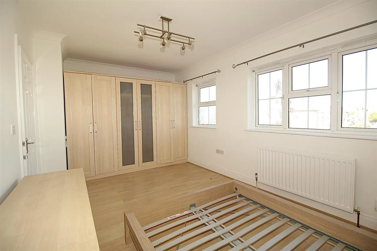 Southfield Road, Enfield, photo 16