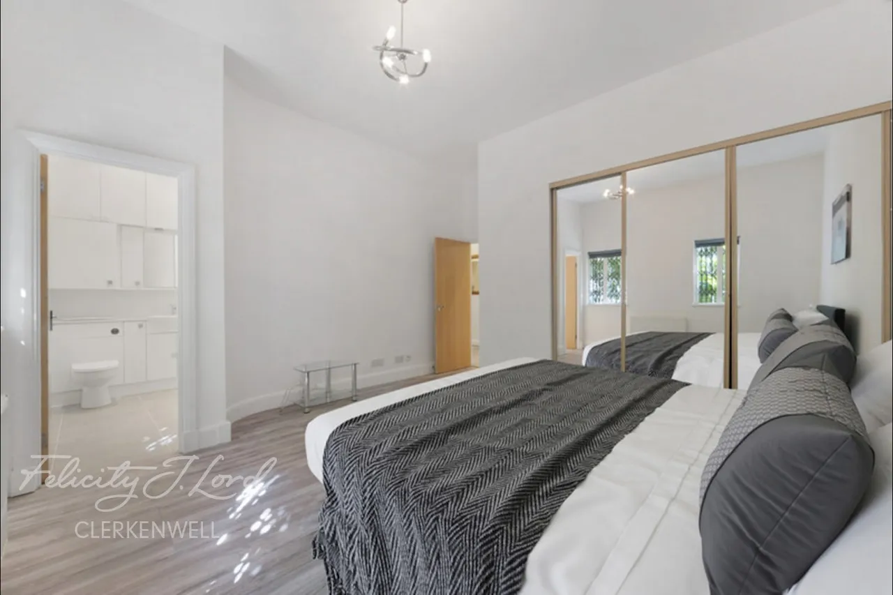 Goswell Road, London, EC1V, photo 11