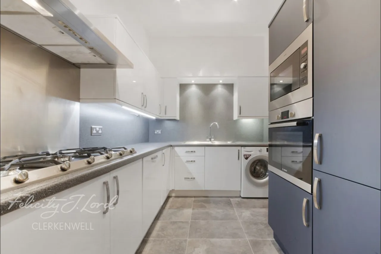 Goswell Road, London, EC1V, photo 14