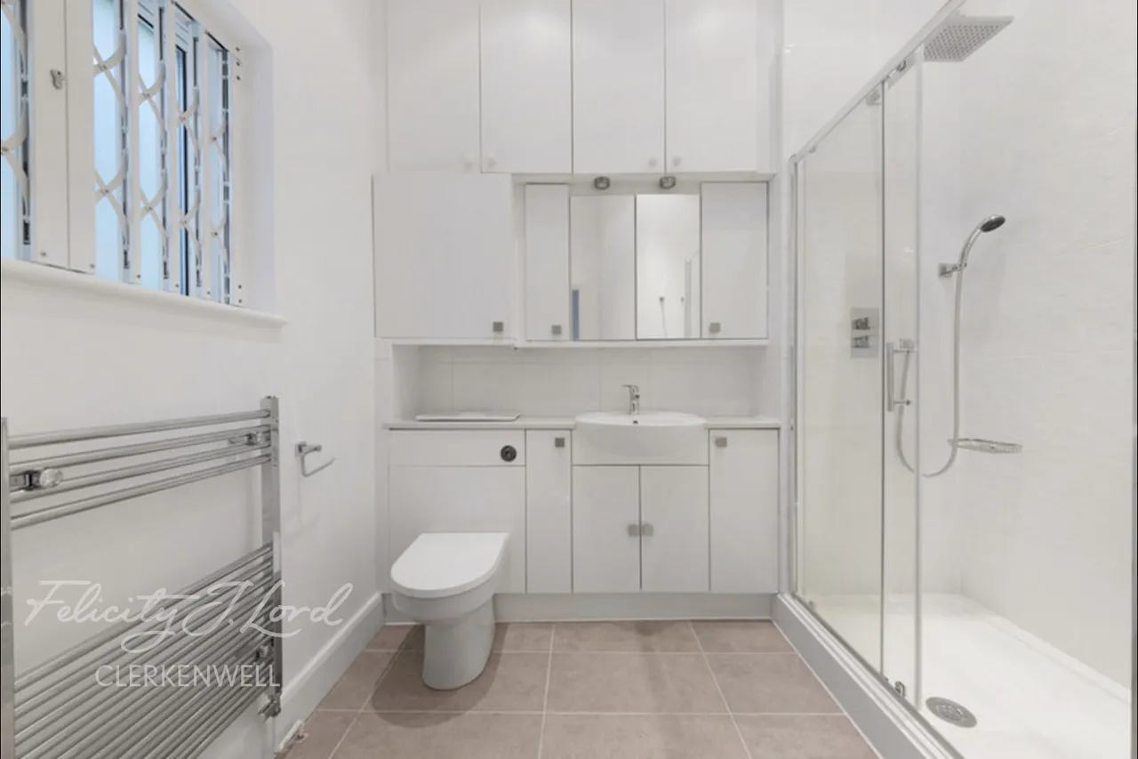 Goswell Road, London, EC1V, photo 9
