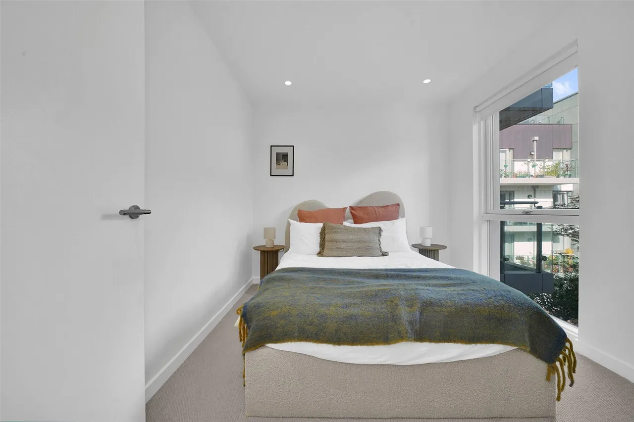 Rolling Mills Mews, London, E14, photo 18