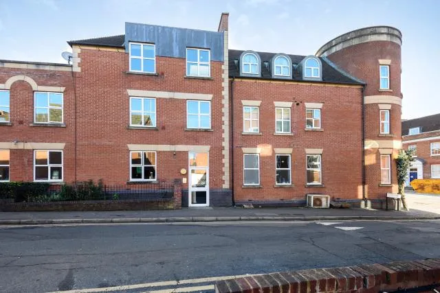 1 bed flat for sale, Compass House, Reading, RG1