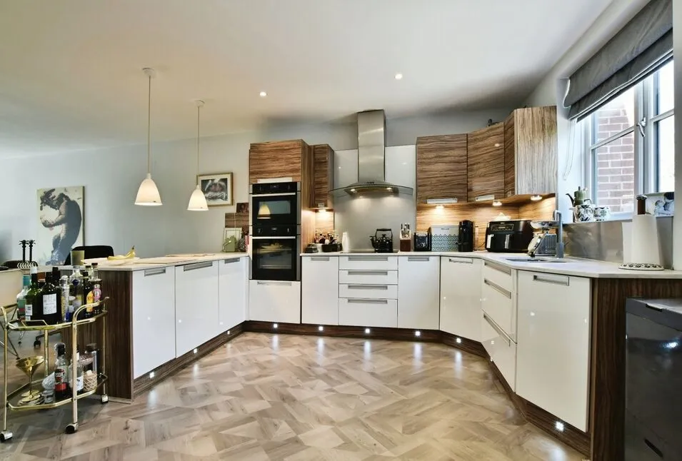 Briarwood, Wilmslow, SK9, photo 4