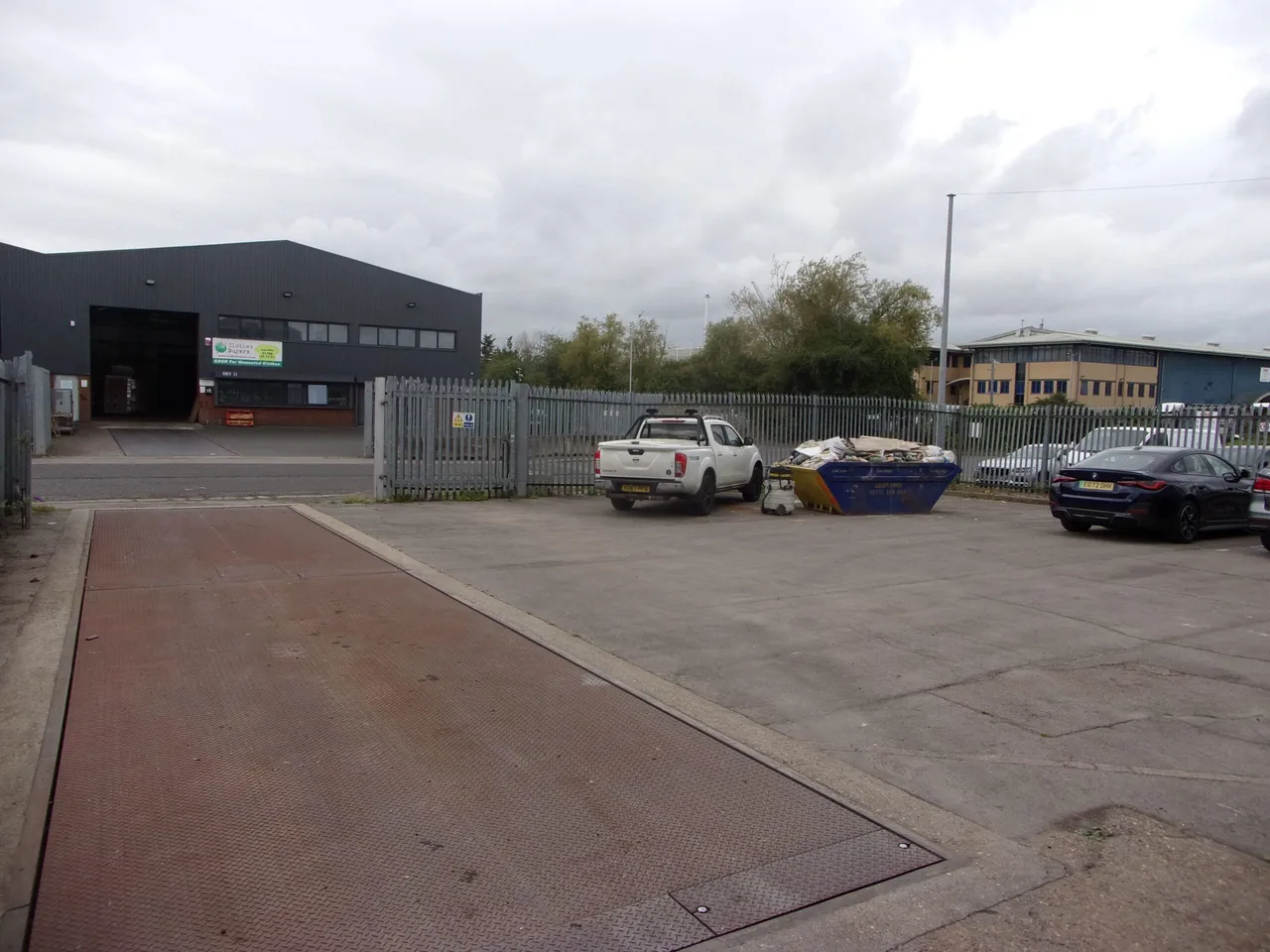 Thurrock Park Way, Tilbury, RM18, photo 2