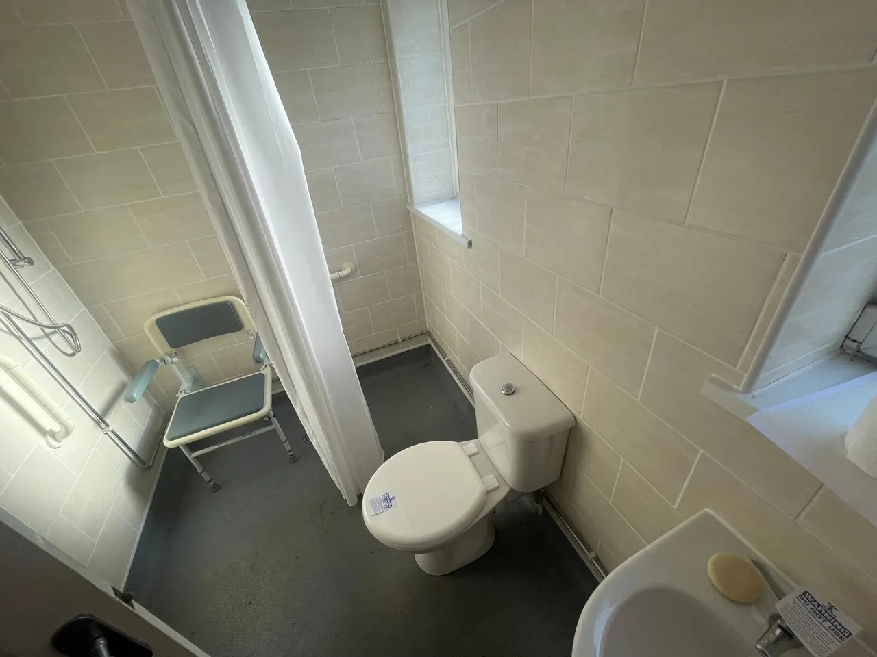 Pinders Grove, Wakefield, WF1, photo 9