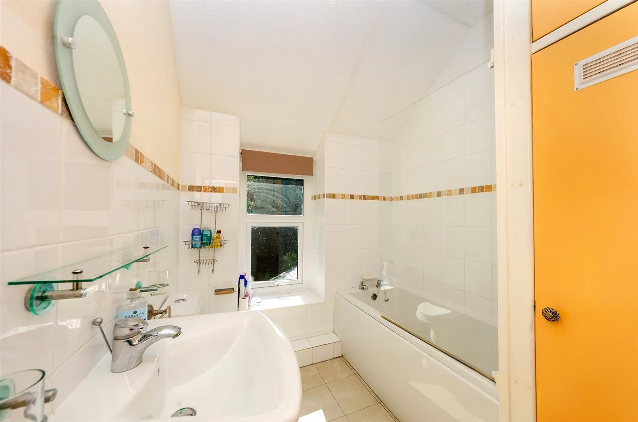 Rowen, Conwy, LL32, photo 9