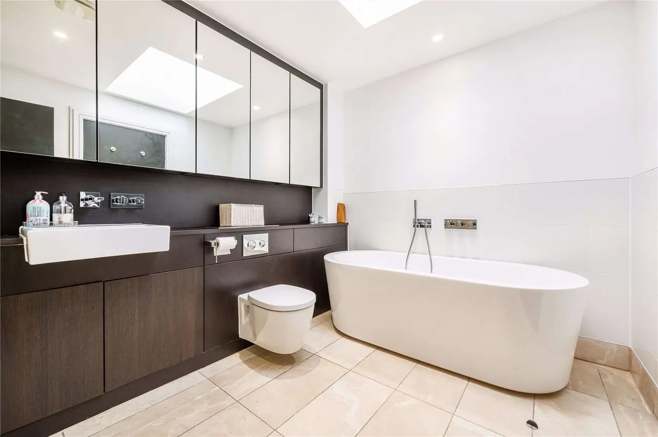 Ashchurch Grove, London, W12 9BT, photo 9