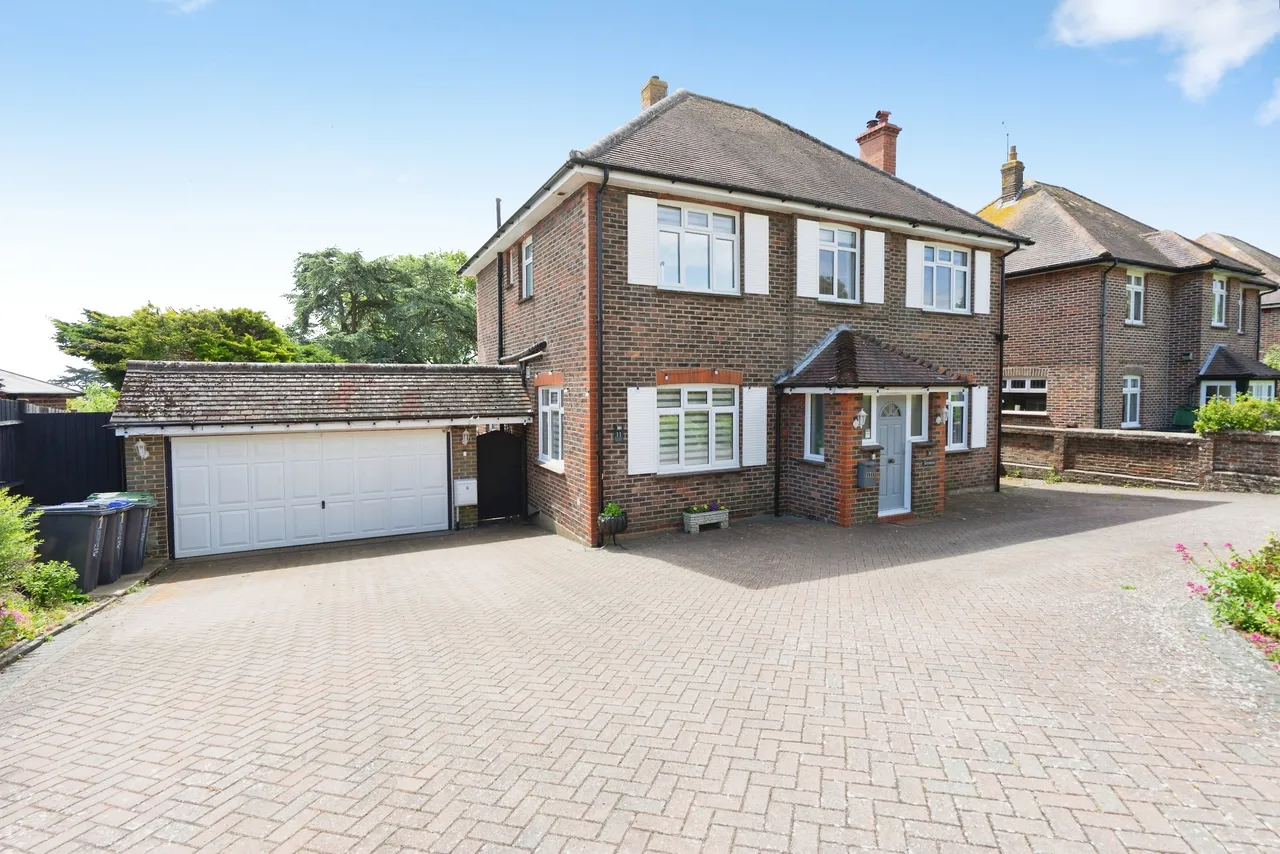 Broadview Gardens, High Salvington, BN13, photo 2